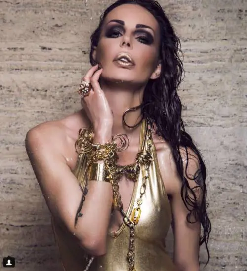 Nina Moric: le foto più belle su Instagram