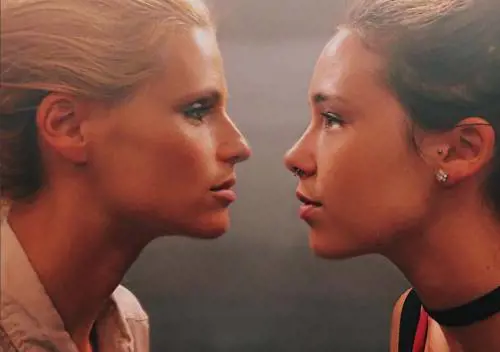 Michelle Hunziker e Aurora Ramazzotti: tante risate per un selfie