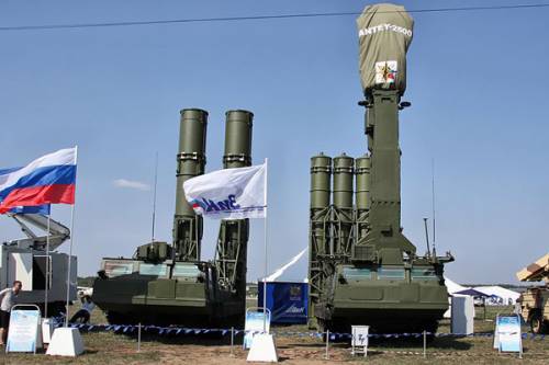 Siria, schierati gli S300 VM: Putin impone nuova no fly zone