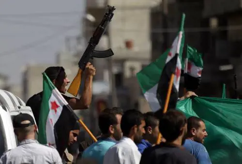 La no-fly zone in Siria è un assist ai terroristi