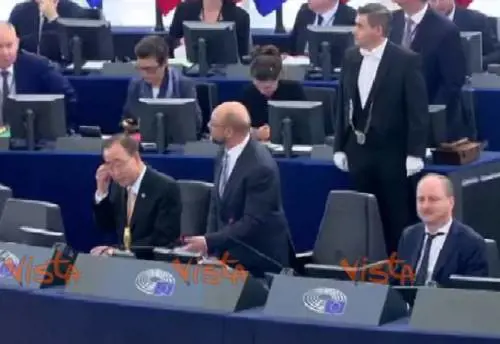 Ban Ki-moon contestato al parlamento Ue