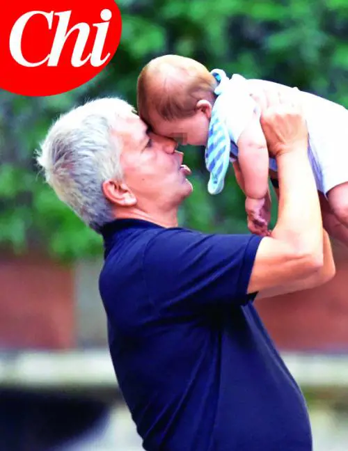 Vendola vuol diventare "papà": "Per lo Stato non è mio figlio"