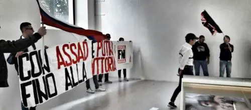 Al Maxxi la mostra anti Assad: scatta il blitz contro Melandri