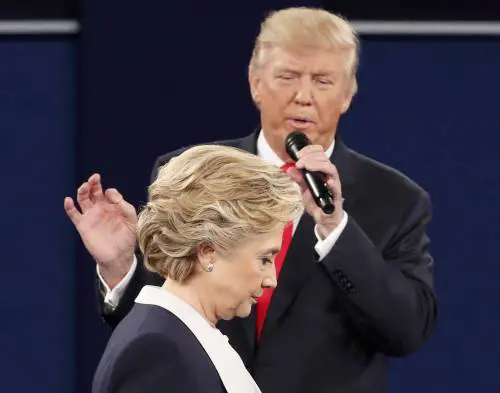 Uomini, il corpo delle donne non può finire dentro le urne