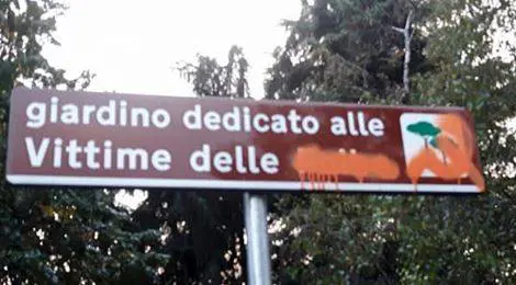Milano, nuovo blitz anti-Foibe
