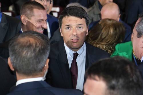 Renzi: "Vogliono la scissione, hanno già pronto anche il simbolo"