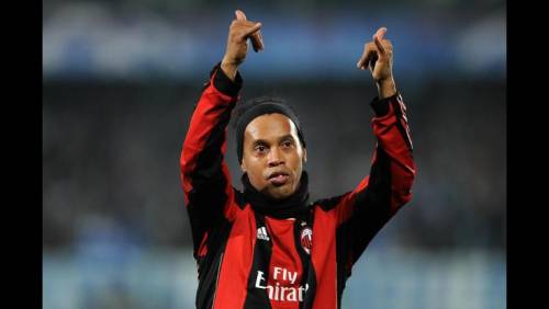 Ronaldinho, da calciatore a rapper: la sua "Garra" spopola sui social