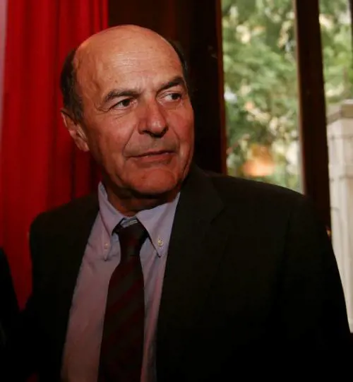 Bersani: amnistia a pagamento per il "nero"? Sembra un'idea di Corona
