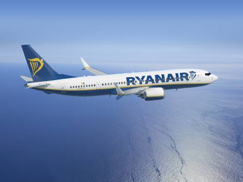 Rissa su volo Ryanair. Pilota costretto ad un atterraggio fuorirotta