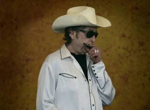 Senza musica i testi sono belli Meglio lui di tanti «Autori»