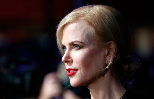 Anche Nicole Kidman con lo spacco inguinale