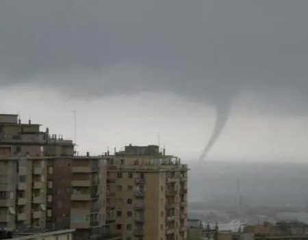 Maltempo, allerta sulle regioni del Centro Nord