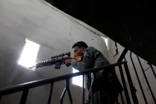 Tripoli è ancora nel caos. Golpe e scontri alla base in Libia
