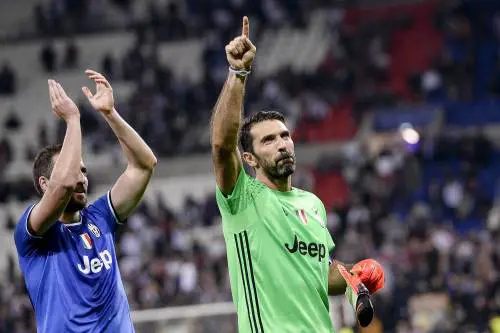 Pallone d'oro 2016: con CR7 e Bale ci sono anche Buffon, Dybala e Higuain