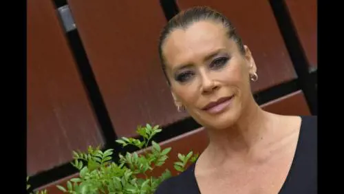 Barbara De Rossi sbarca a Mediaset con "Il terzo indizio"