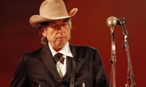 Premio Nobel, Bob Dylan ha consegnato il discorso: più di 800mila euro il compenso