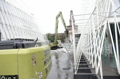 E la città dice addio alle piramidi di Expo