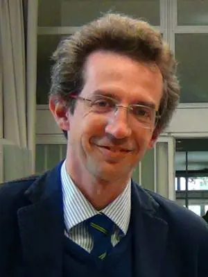 Il rettore tace: il fratello è deputato Pd