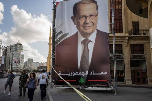 Libano, nuovo presidente è un ex militare cristiano