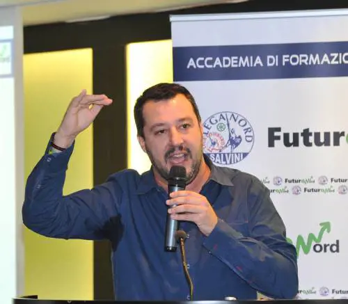 Terremoto, Salvini contro Errani: "Solo il Pd si affida a un governatore fallito"