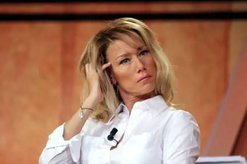 Nancy Brilli sulle molestie nel cinema: "Non credo alle ingenuità postume"