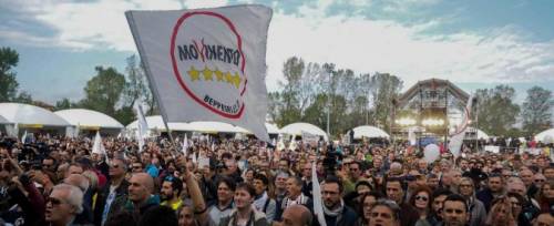 Firme false M5s, a Palermo la Digos sente 400 persone