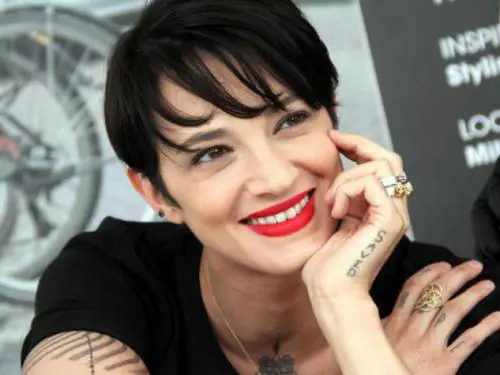 Caso Meloni, arrivano le scuse di Asia Argento