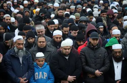 Ecco il quartiere senza più cittadini bianchi: terra di conquista islamica