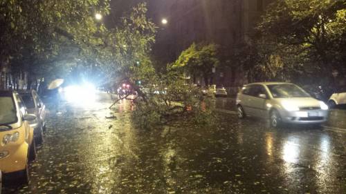 Roma, la bufera perfetta travolge anche la Raggi