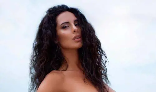 Raffaella Modugno, foto hot per For Men