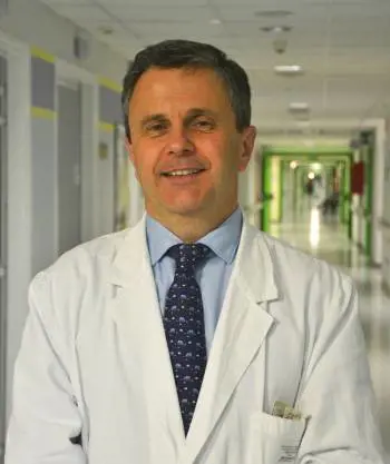 Modena, medico aggredito con l'acido