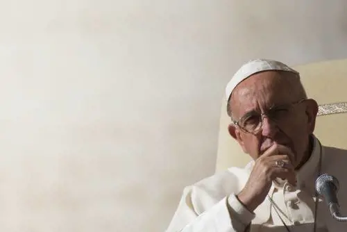 Migranti, il Papa contro Trump: "In America non servono muri"