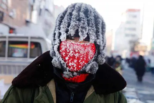 Questa città cinese è così fredda che lavorare è eroico