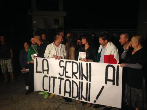La rivolta contro gli immigrati. Da 6 giorni barricate in strada