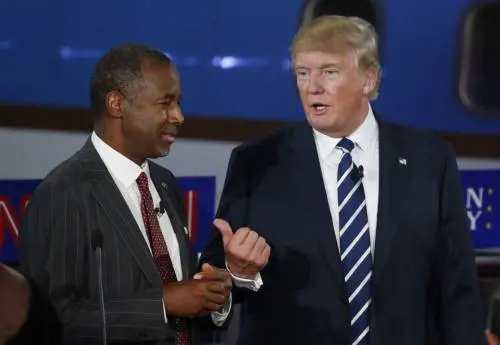 Poltrona da ministro per Carson, creazionista che sfidò Trump