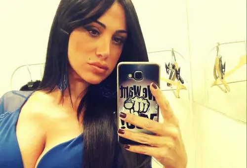 Marika Fruscio, scollatura mozzafiato