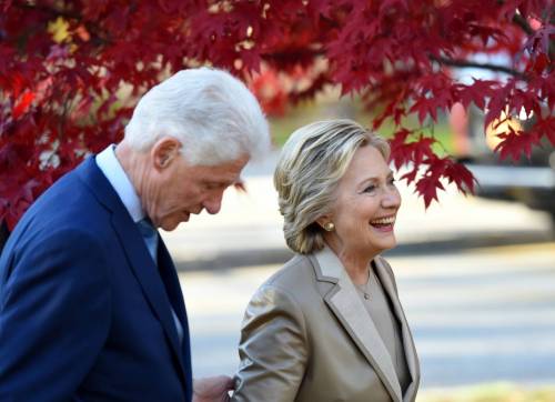 I Clinton pensano a un ritorno sulla scena politica