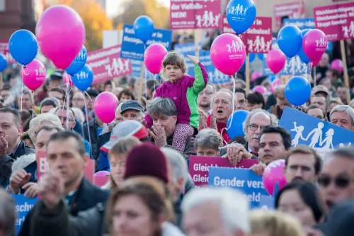 "Stop all’ideologia gender" Anche la Germania ha i suoi family day