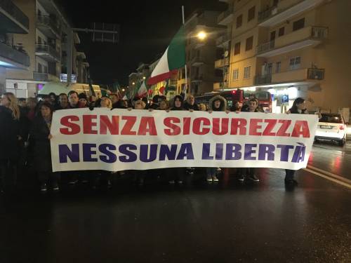La rivolta delle donne a Roma: “Coi migranti non siamo al sicuro”.