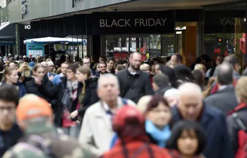 Il Black Friday degli italiani È caccia agli sconti online