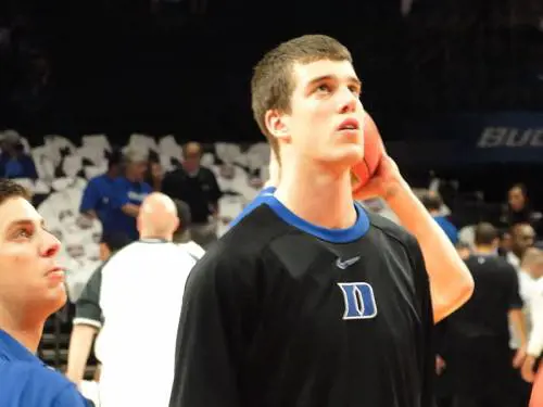 Clamoroso in Nba: i Knicks ingaggiano Plumlee a 2 ore dalla partita