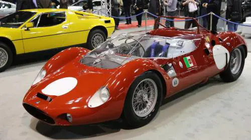AutoClassica, la passione corre fra miti, leggende e supercar