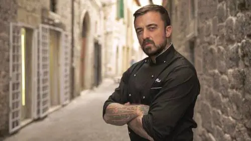 Chef Rubio attacca Fedez. E J-Ax lo difende