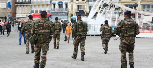 Francia: "La nostra sicurezza costa 1,2 miliardi di euro"