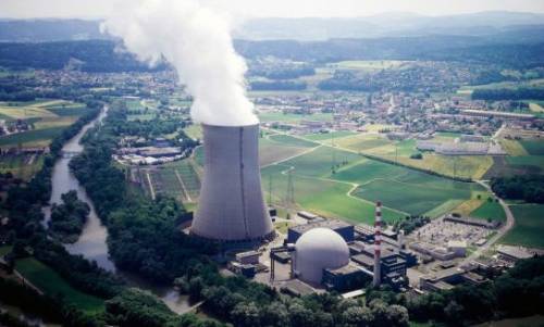 La Svizzera resta nucleare: bocciato il referendum che chiedeva lo stop