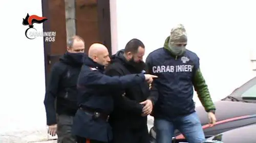 La madre dello jihadista aiutata dal suo Comune Le pagherà l'affitto