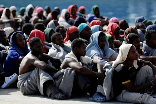 La denuncia di Majorino: "1000 profughi su 3600 non identificati"