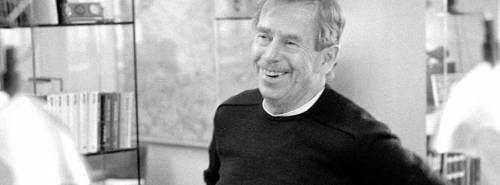 Il presidente poeta in lotta contro la dittatura: una mostra per riscoprire Vaclav Havel