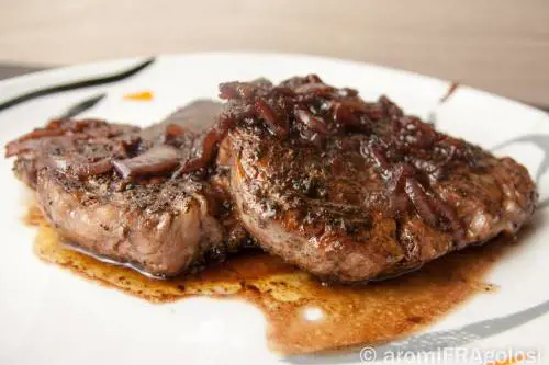 Filetto al vino rosso e scalogno