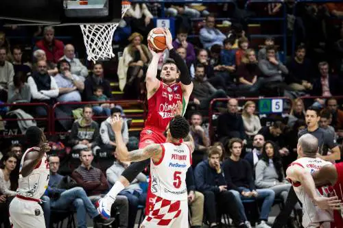 Tra Gentile e l'Armani divorzio choc